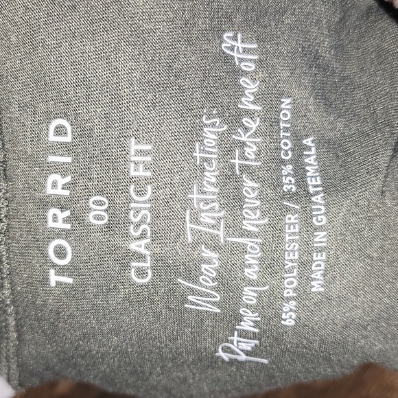 Torrid Classic Fit Crewneck Short Sleeve Tee New With Tags - Picture 5 of 6